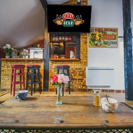 Appart New-Yorkais Friends Troyes Bagian luar foto