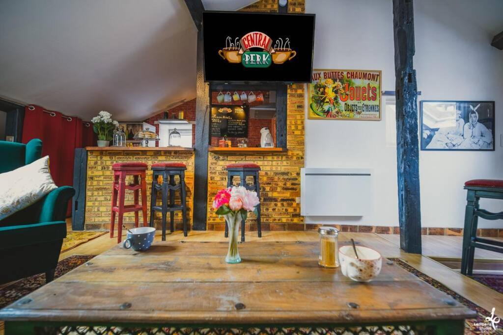 Appart New-Yorkais Friends Troyes Bagian luar foto